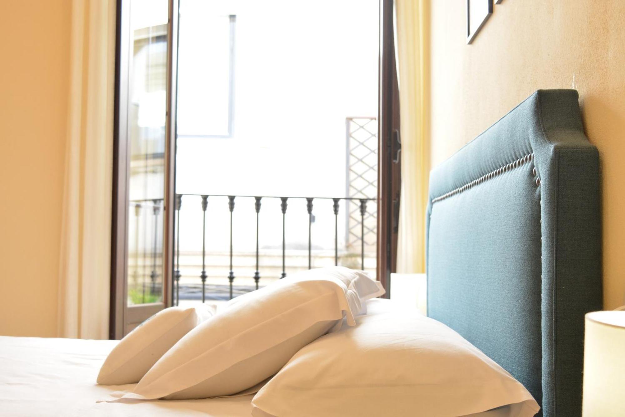 Apartamento Puerta De Cordoba- Exterior Con Balcones Экстерьер фото