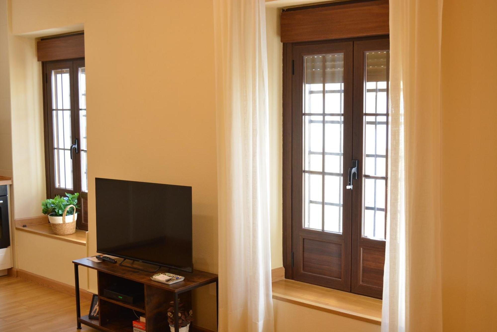 Apartamento Puerta De Cordoba- Exterior Con Balcones Экстерьер фото